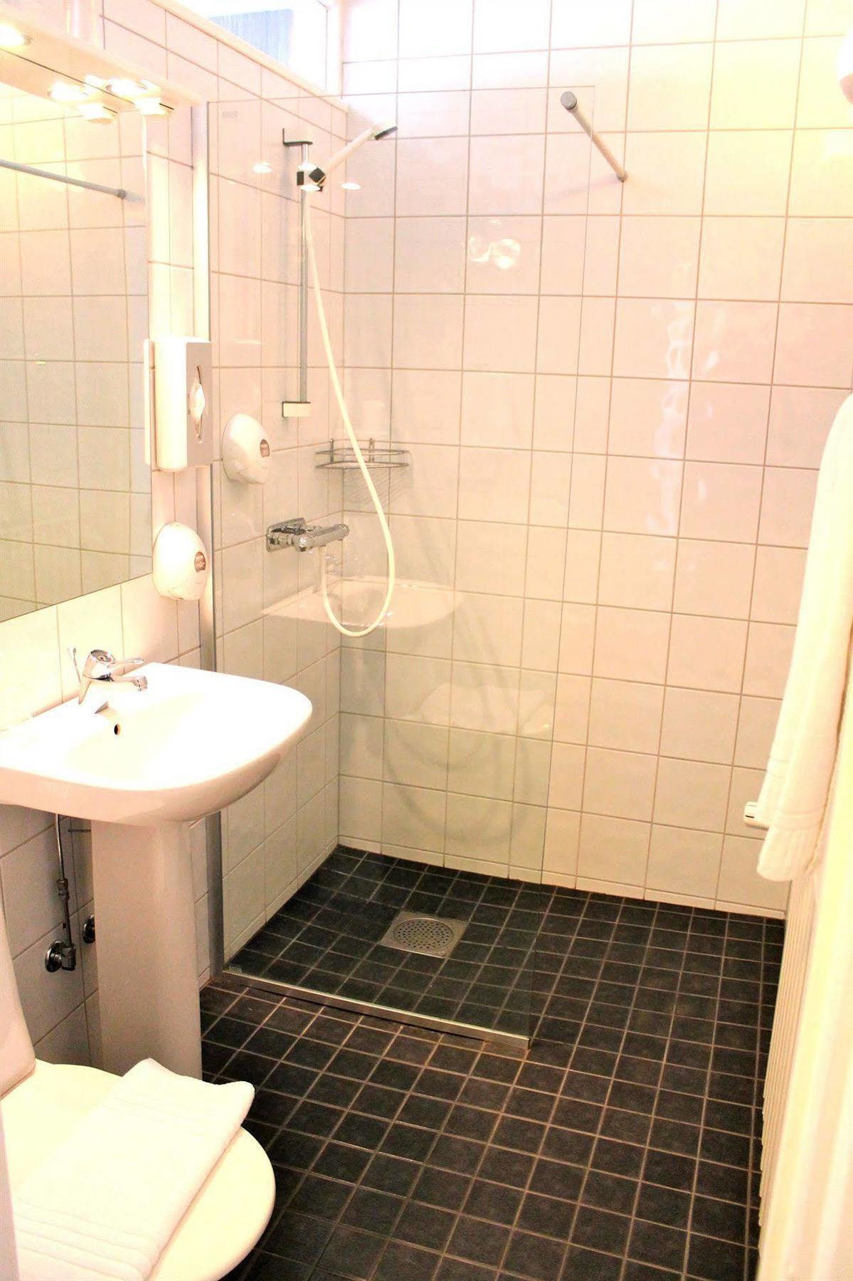 Vaetterleden Hotell & Restaurang Gränna Eksteriør billede